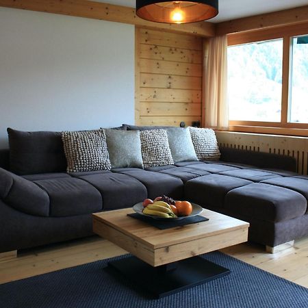 Modern Holiday Home With Mountain View ベツァウ エクステリア 写真