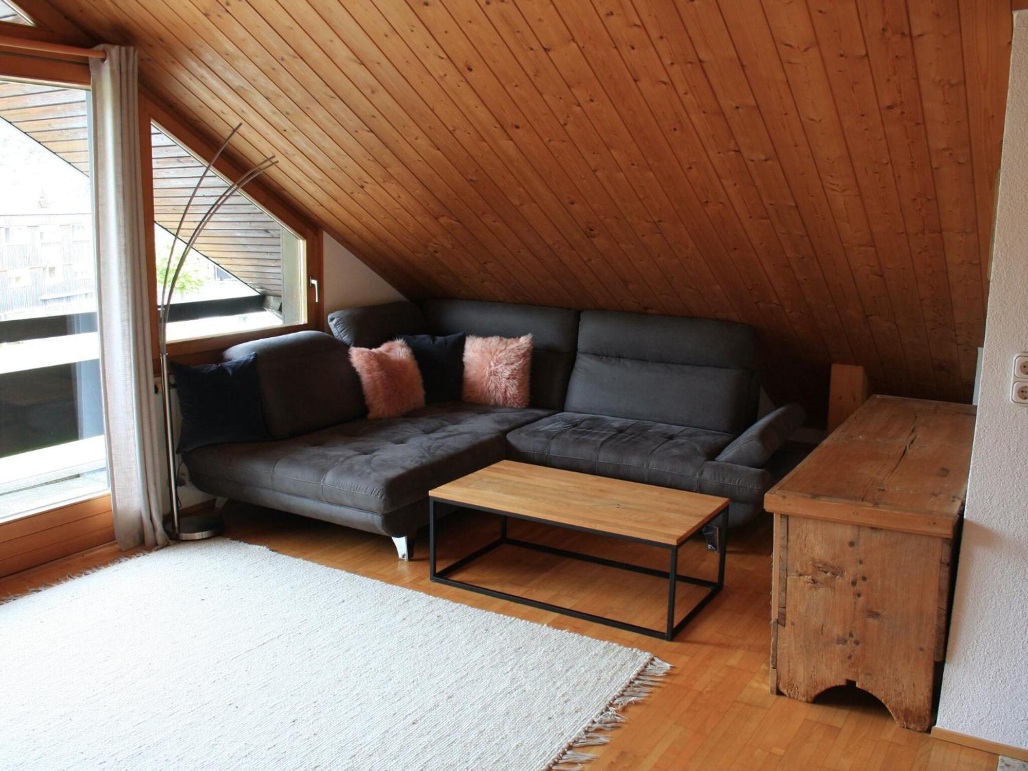 Modern Holiday Home With Mountain View ベツァウ エクステリア 写真