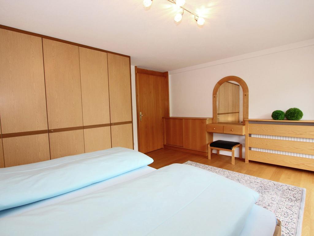 Modern Holiday Home With Mountain View ベツァウ エクステリア 写真