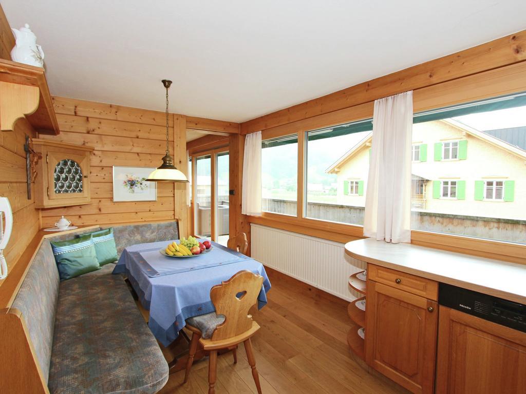 Modern Holiday Home With Mountain View ベツァウ エクステリア 写真