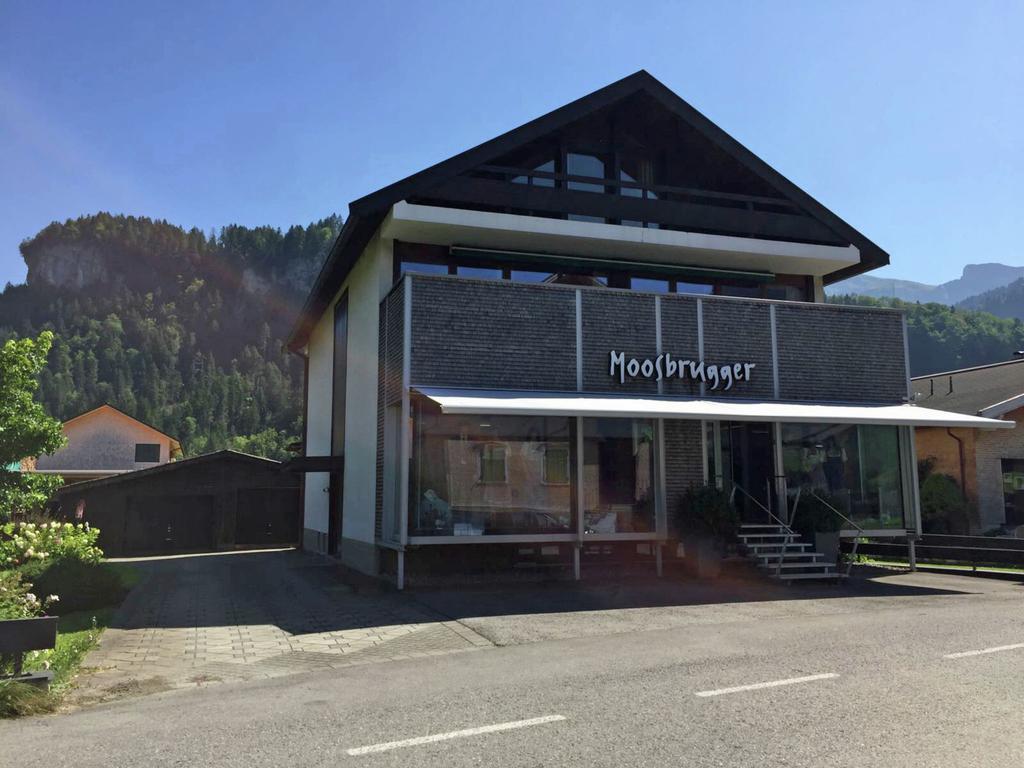 Modern Holiday Home With Mountain View ベツァウ エクステリア 写真